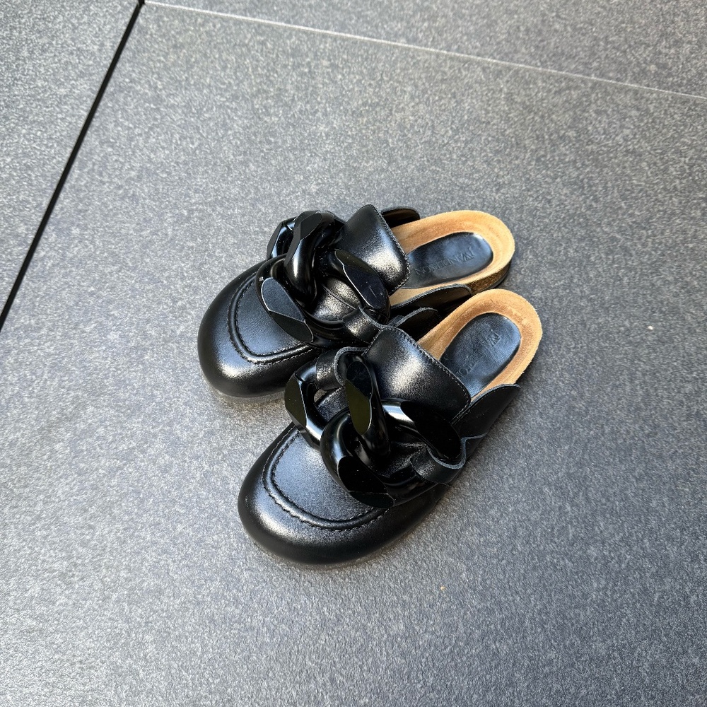 JW Anderson Chain Loafers – Size 37
